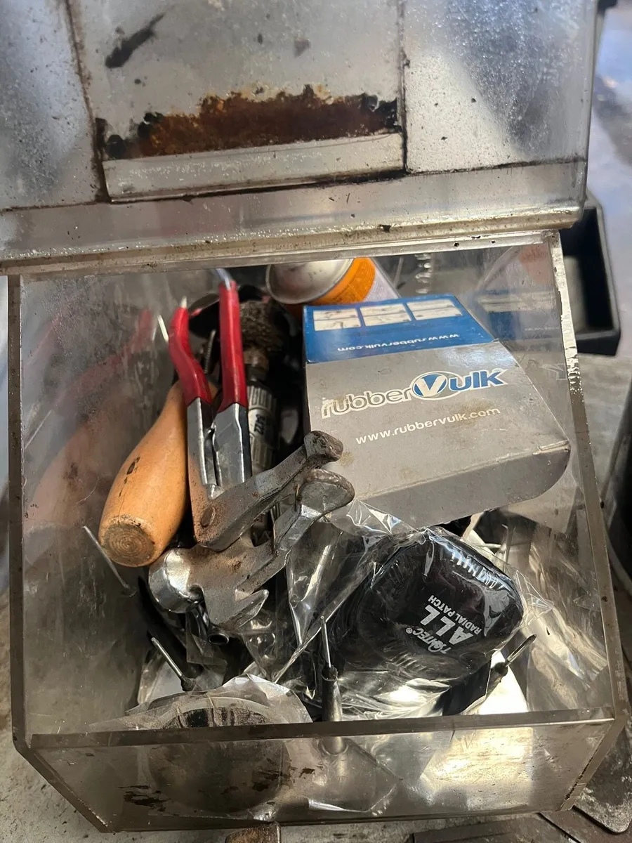 Tyre changer & Balancer - Image 4