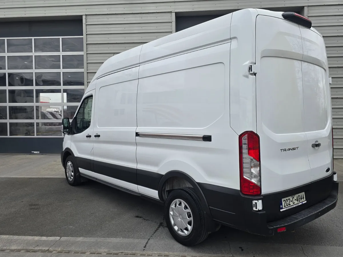 Ford Transit 350 Trend - Image 4