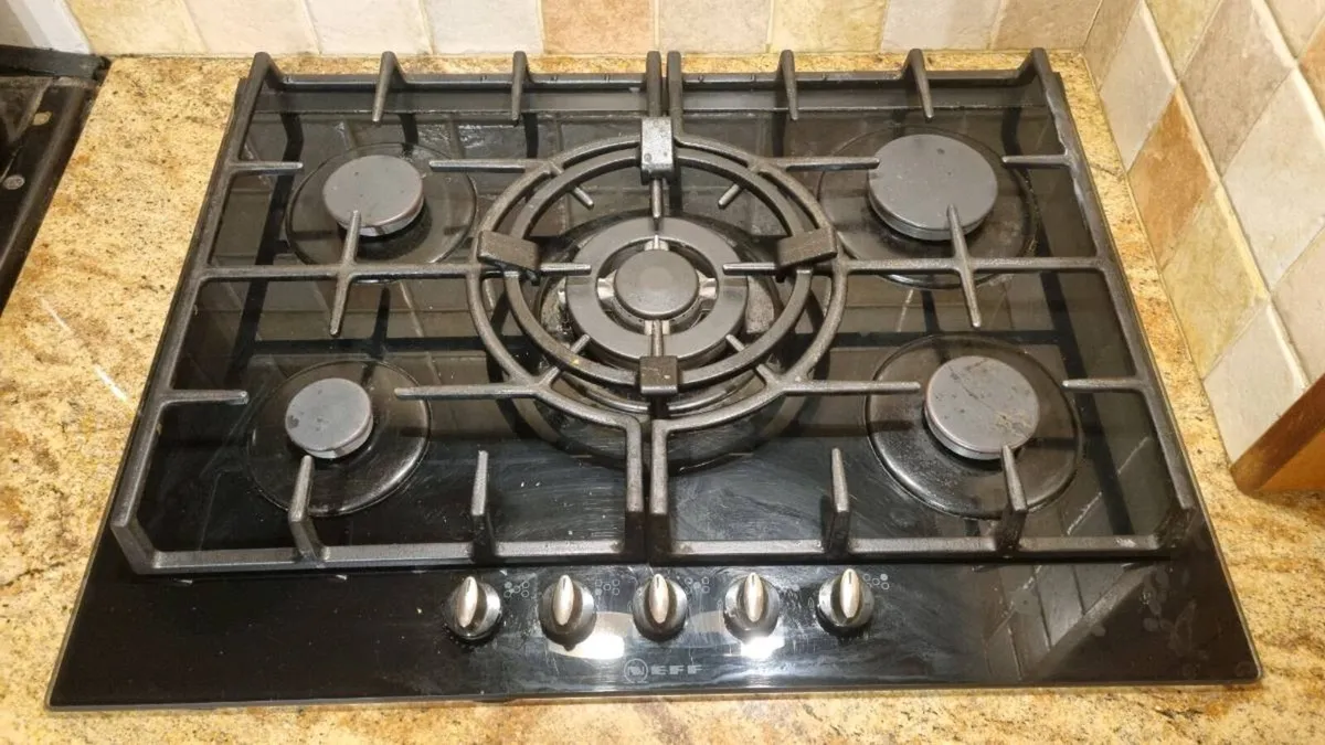 Neff gas hob - Image 3