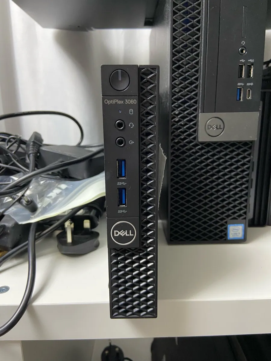 Dell Computer Optiplex 16/256 w11 - Image 1
