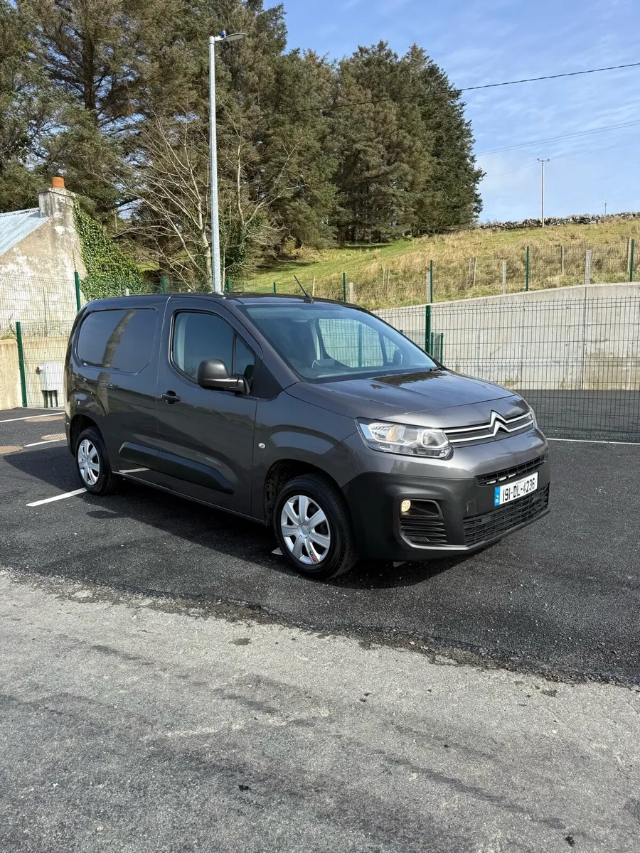 2019 1.6HDI berlingo - Image 1