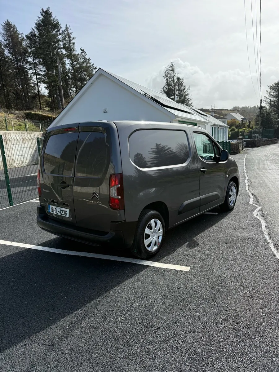 2019 1.6HDI berlingo - Image 4