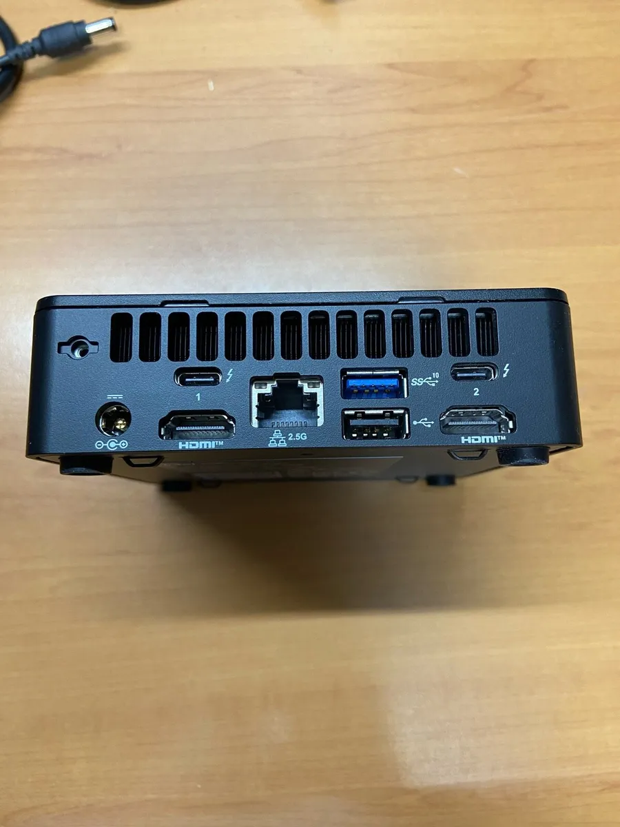 Intel NUC Pc for sale i3 pro 8/256 w11 - Image 2