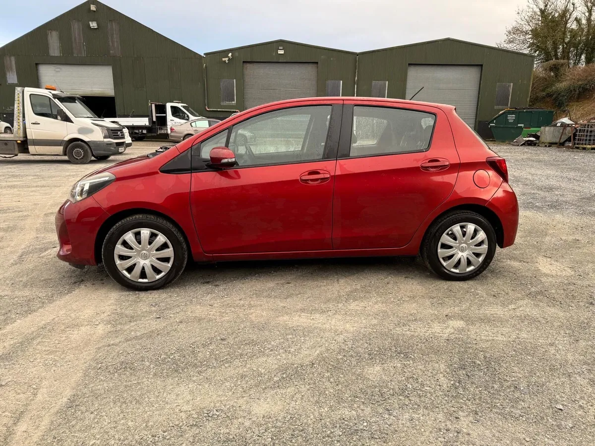 2015 Toyota Yaris 1.0 petrol - Image 2