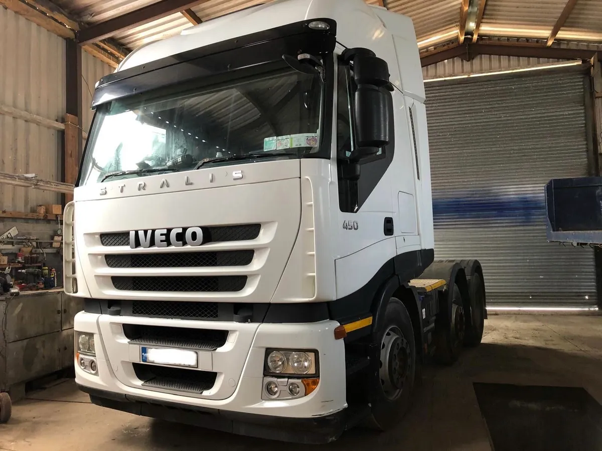 2011 Iveco stralis 450 (6x2 - Image 1