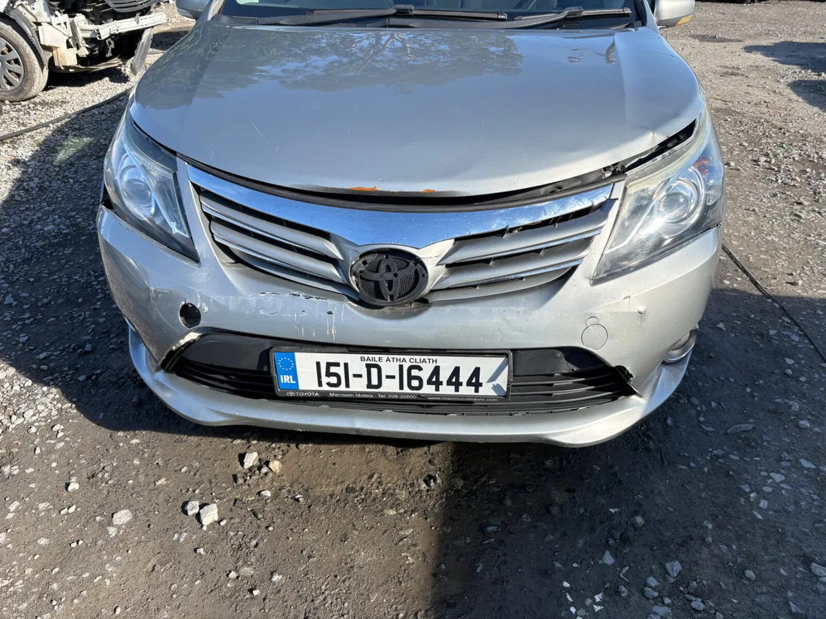 2015 Toyota Avensis 2.0 D4D - Image 2