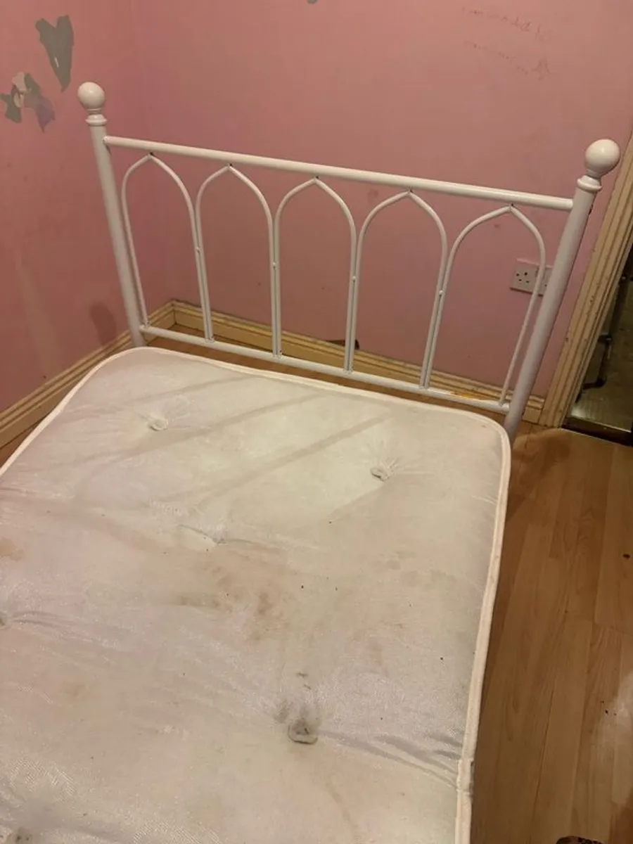 white Metal Single Bedframe - Image 1
