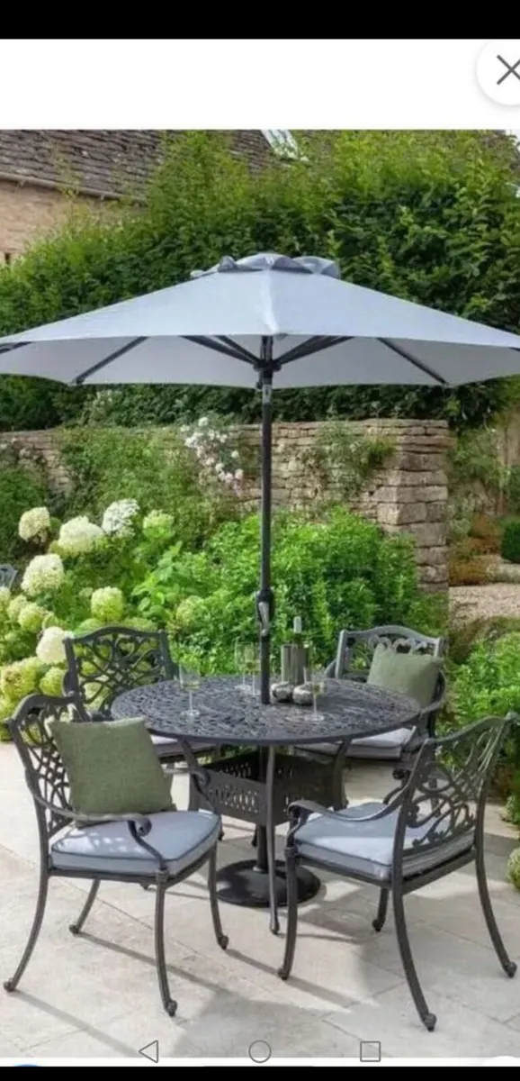 Brand New Hartman 4 Seater Cast Alum Garden Set