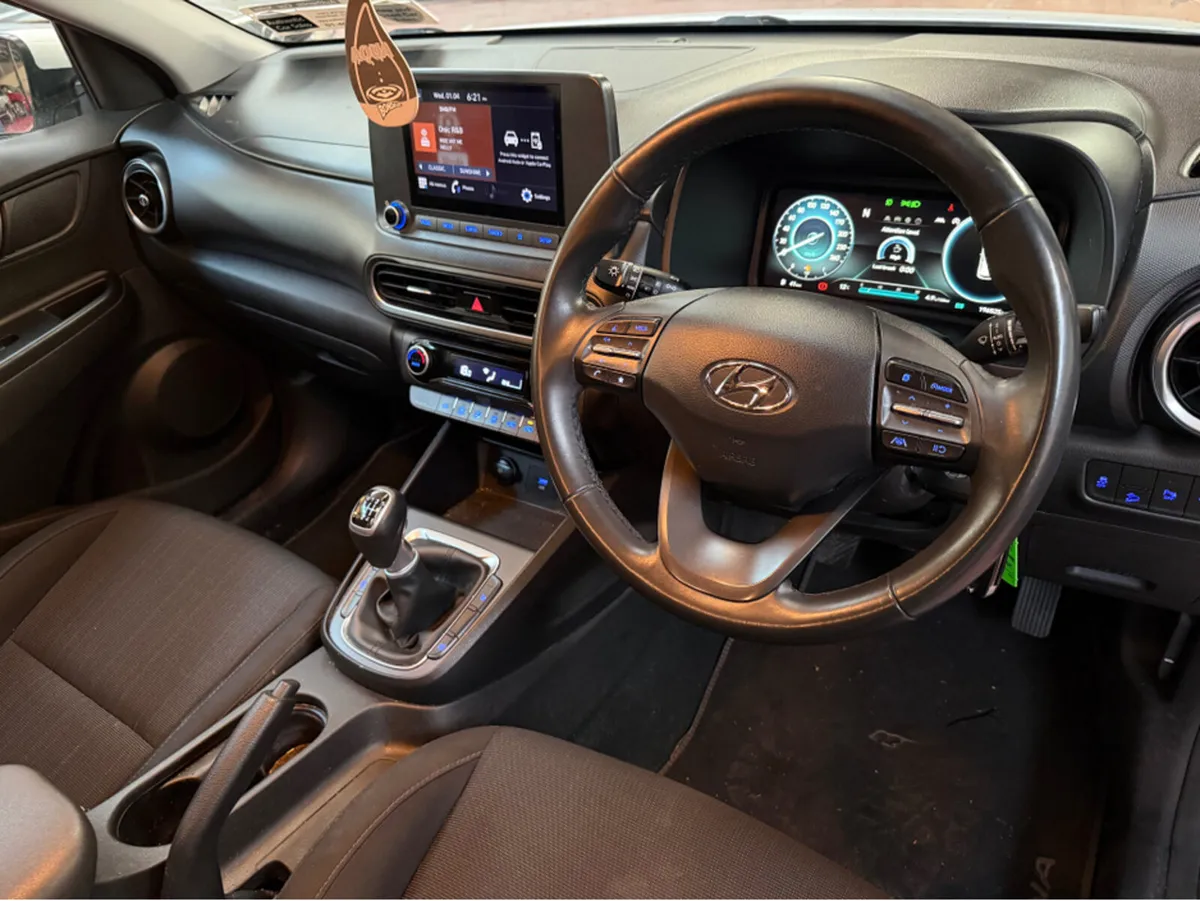 Hyundai KONA KAUAI MILD HYBRID COMMERCIAL 5DR - Image 2