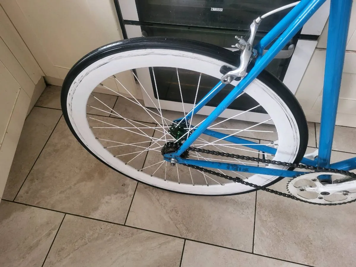 Fixi bike vgc - Image 3