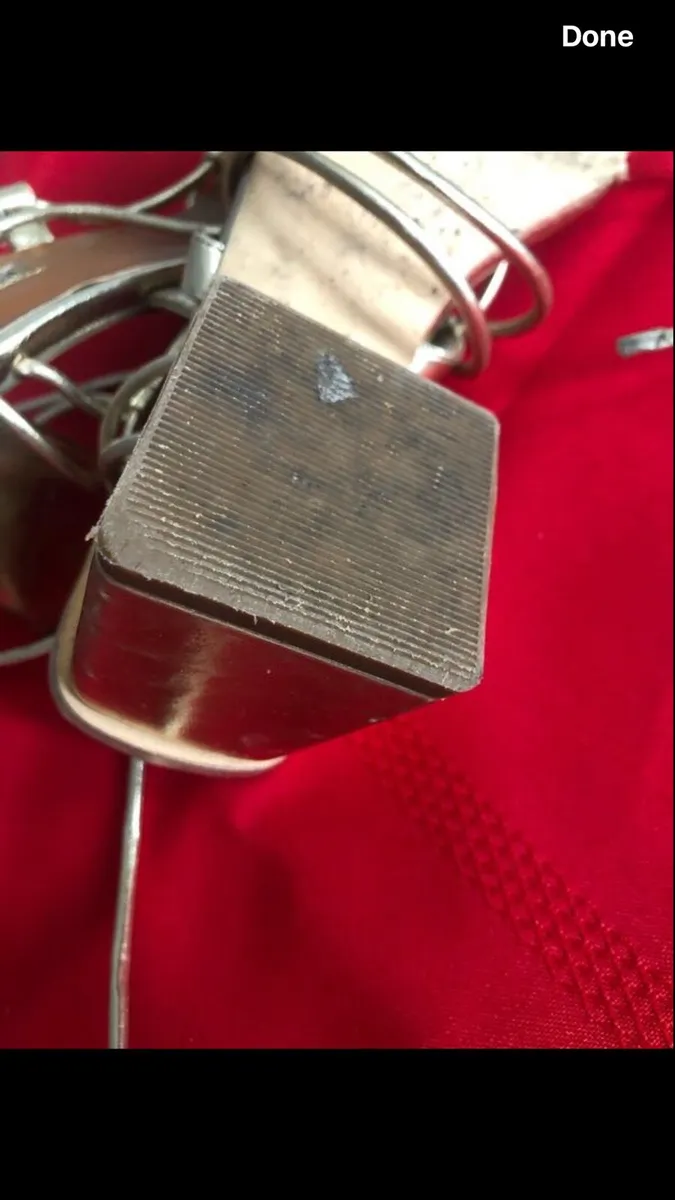 Ladies gold shoes size 4 €5 - Image 3