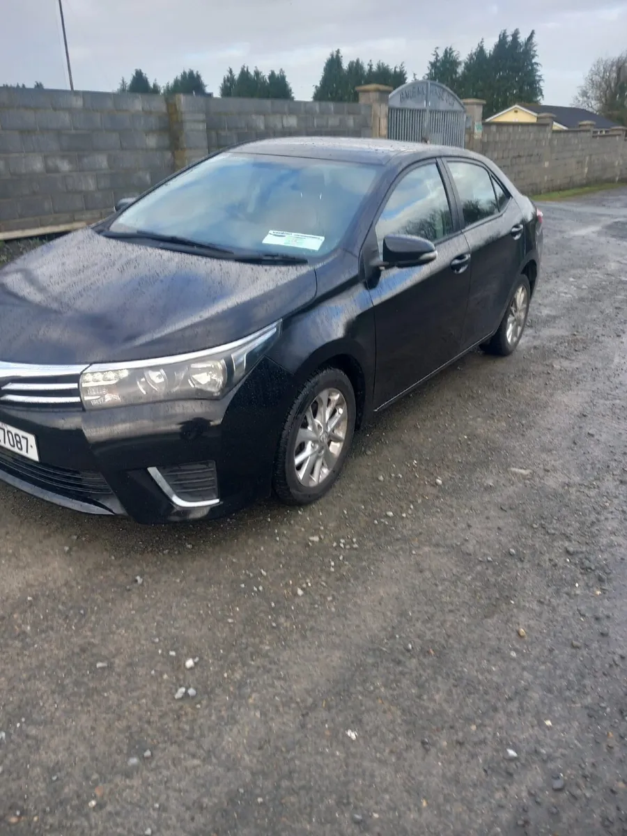 152 Toyota Corolla - Image 3