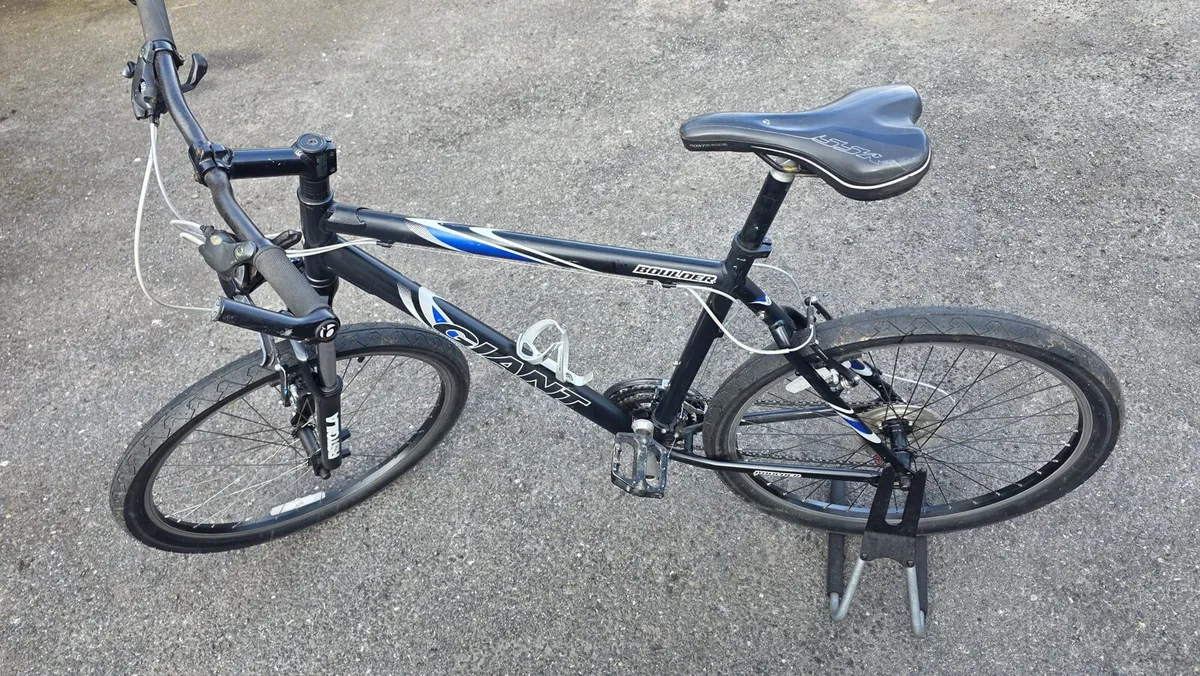 Giant Boulder 26" Bike – 21” Frame - Image 4