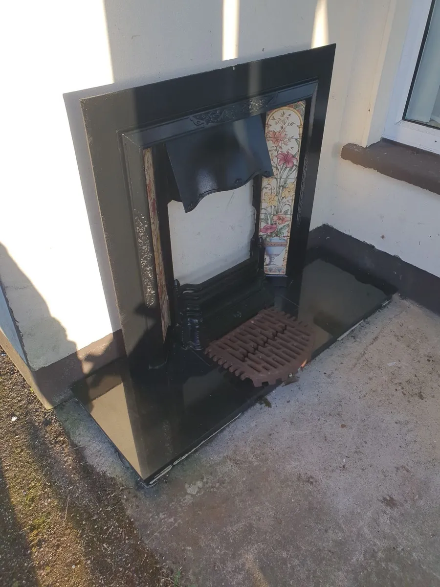 Fire place - Image 1