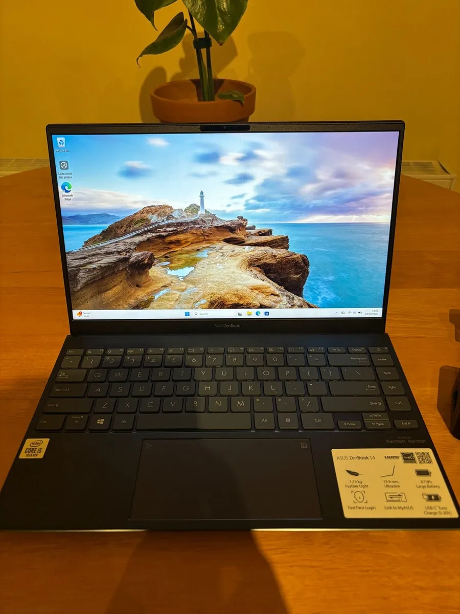Asus Zenbook 14 UX425JA Intel i5 10th 8gb 512gb - Image 2