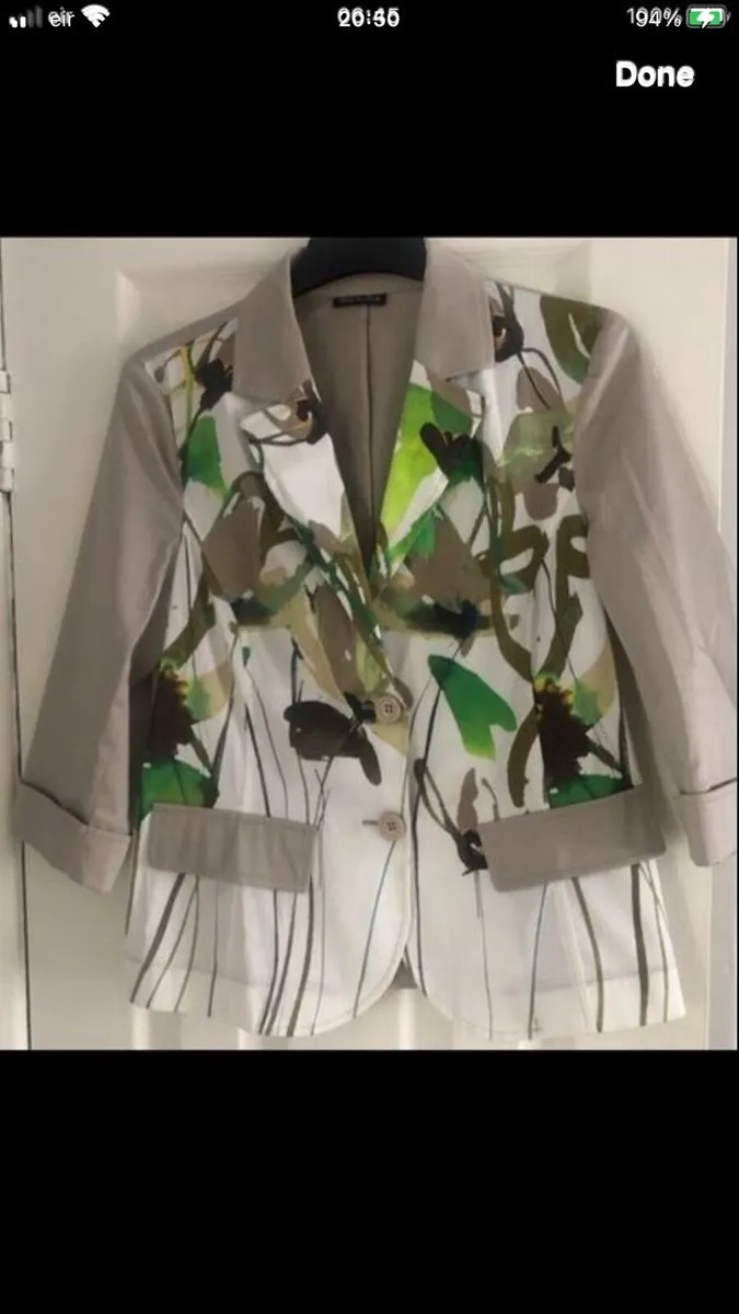 Ladies stunning blazer size 10 €15 - Image 1