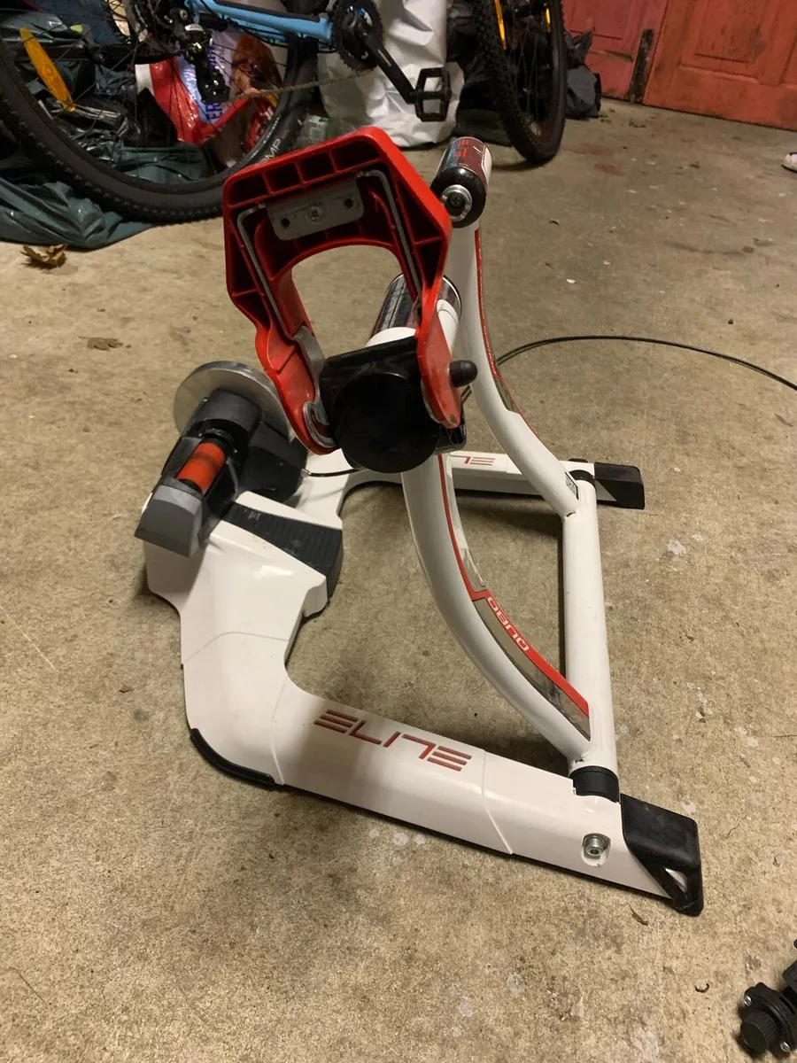 Elite Qubo smart power mag turbo trainer - Image 2