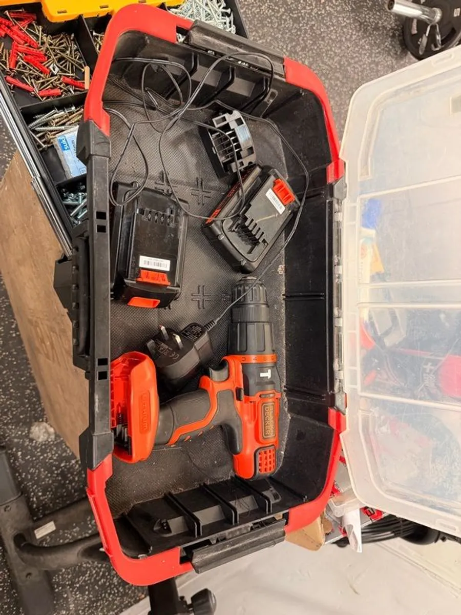 black & decker screw - Image 1