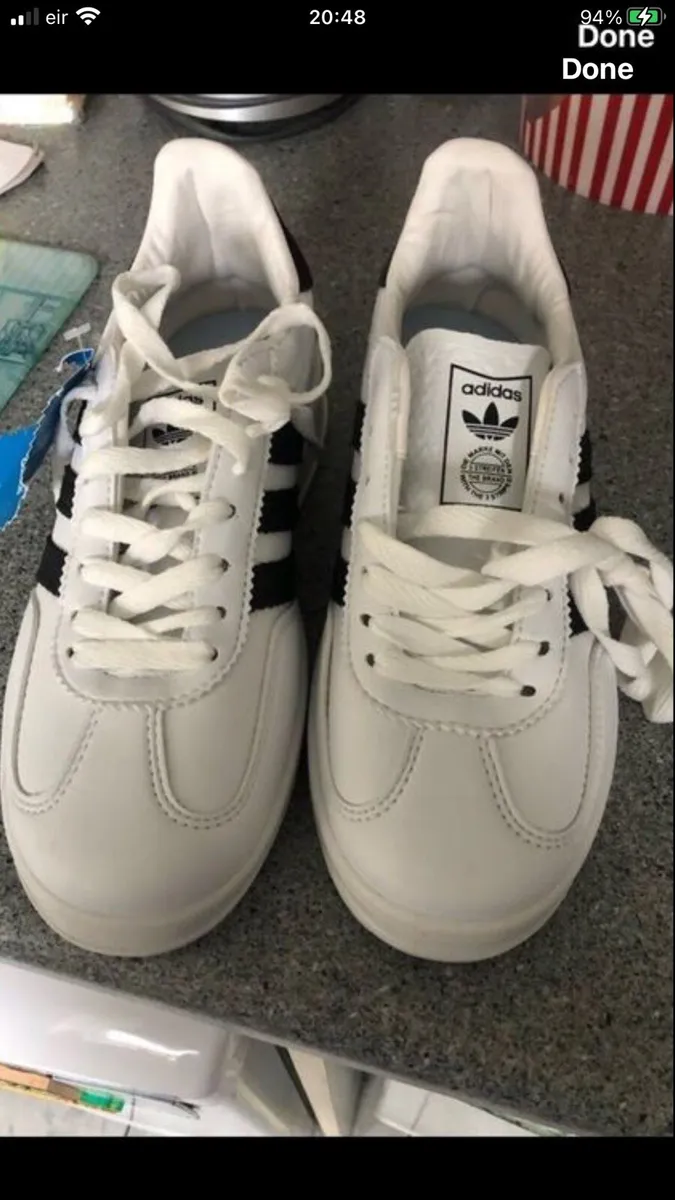 Boys new adidas trainers size 3 €25 - Image 1