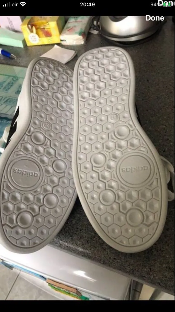 Boys new adidas trainers size 3 €25 - Image 3