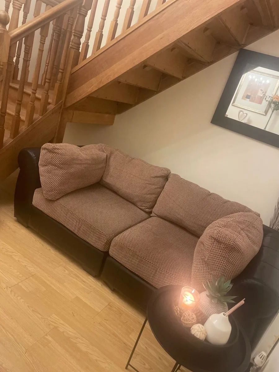 2 seater leather sofa - Image 1