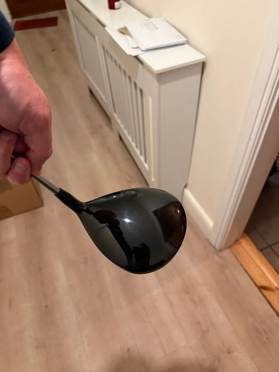 Titleist GT3 driver with Tour AD shaft - Image 2