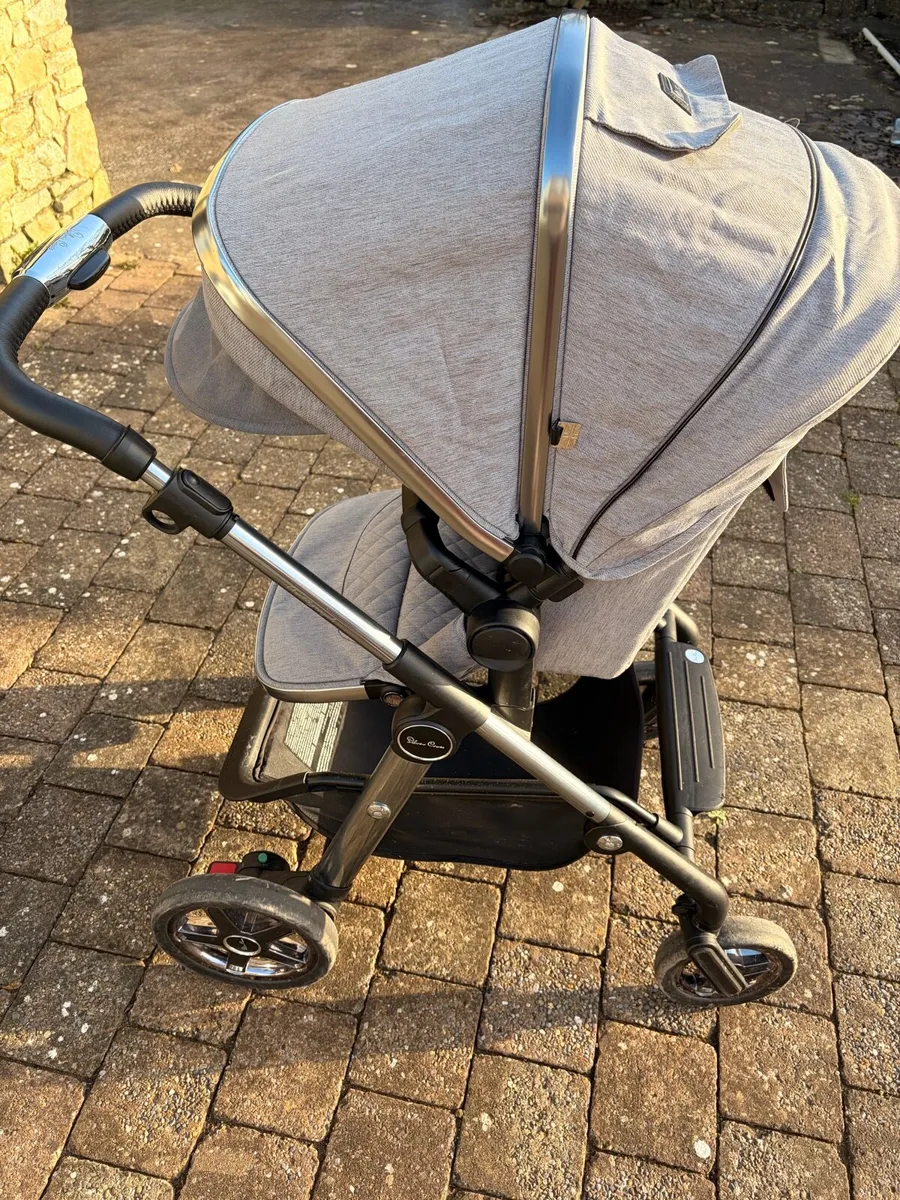 Silver cross pram like new - Image 2
