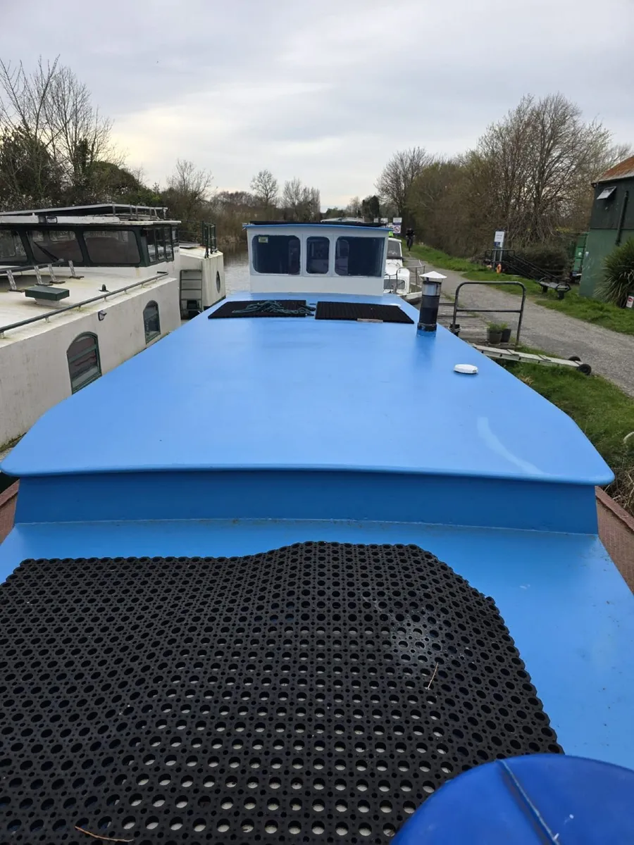 Barge for sale - Image 3