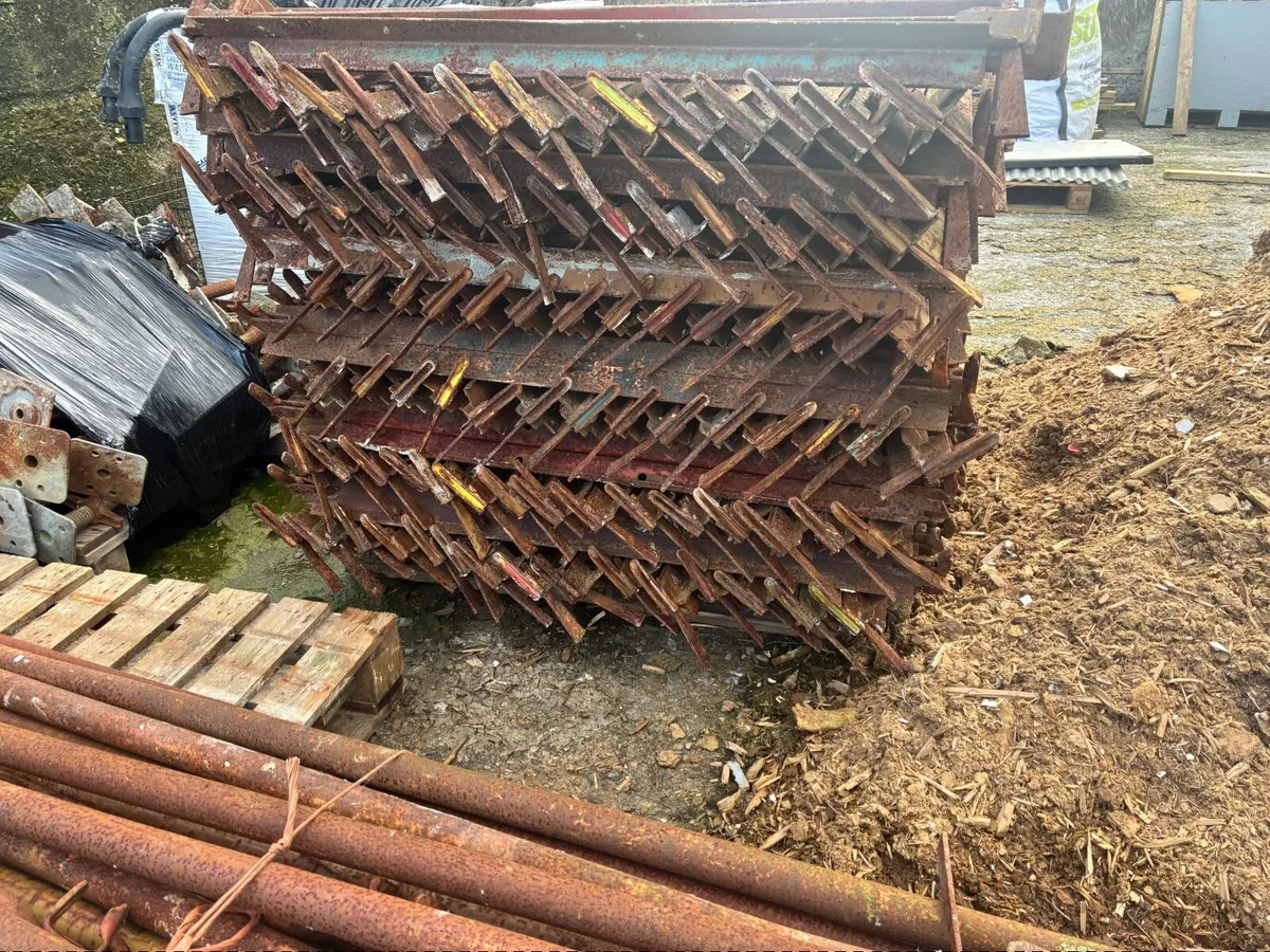 Scaffolding - Image 4