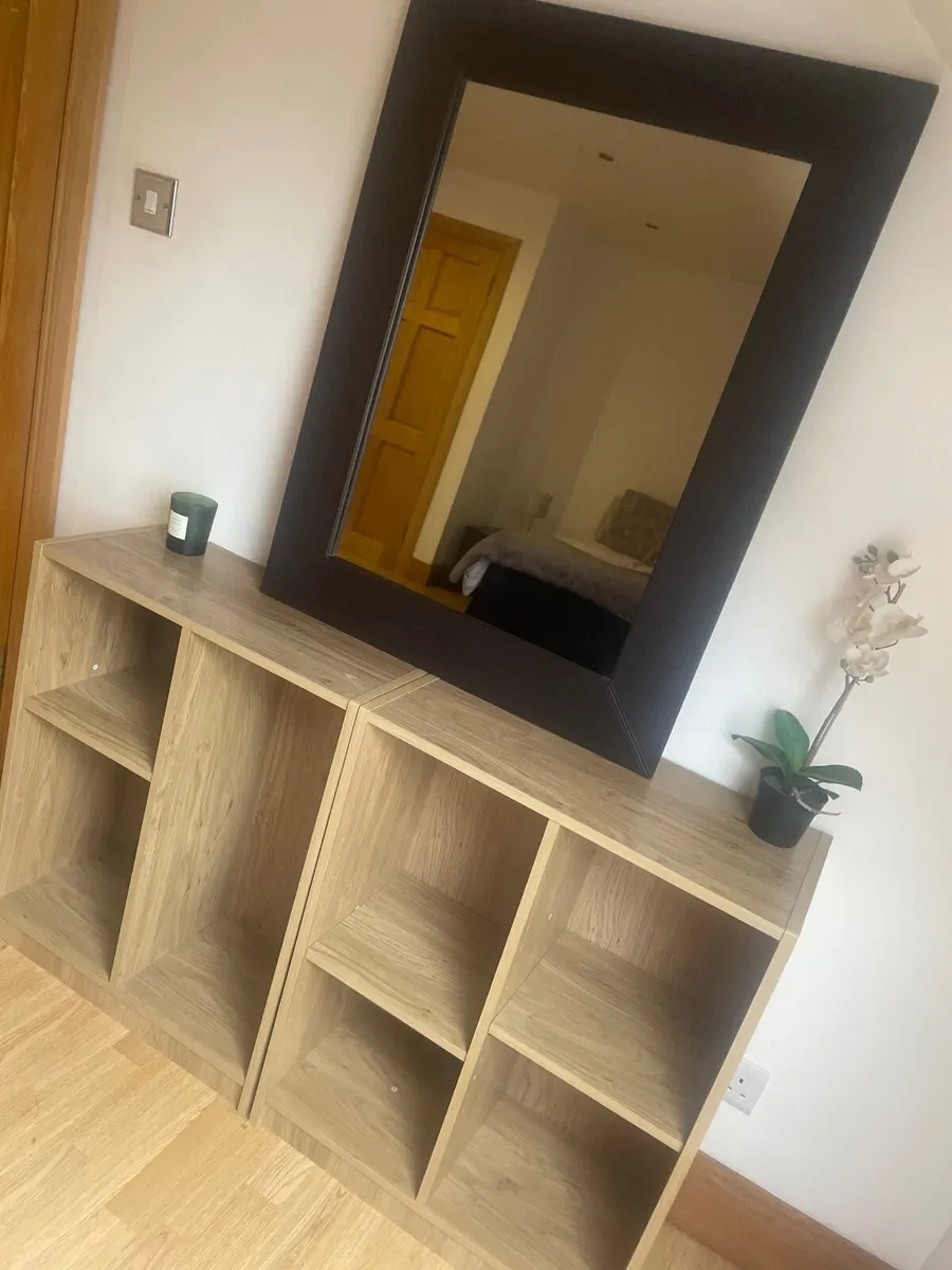 2 units and miroor - Image 2