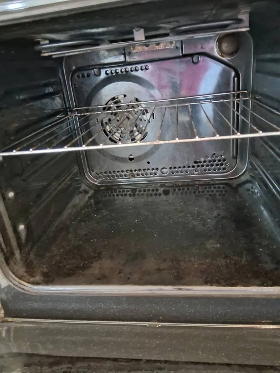 Cooker dishwasher fridge - Image 2