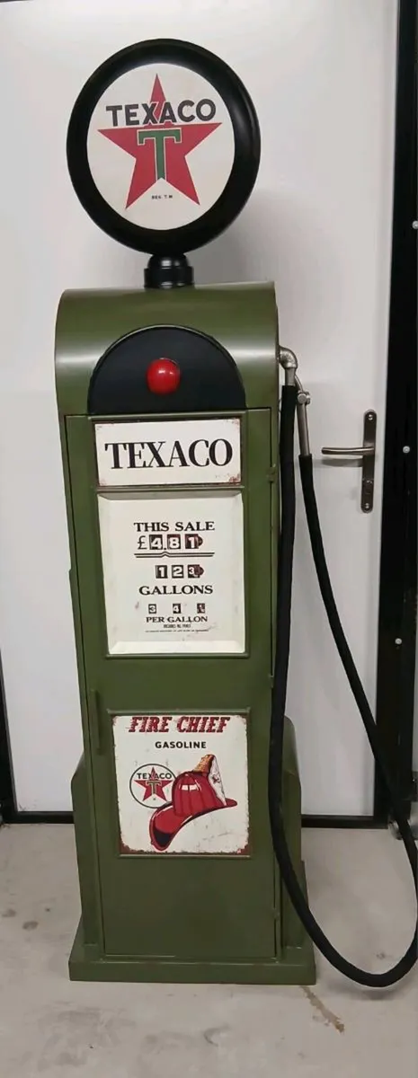 Retro Vintage Petrol Pumps - Image 4