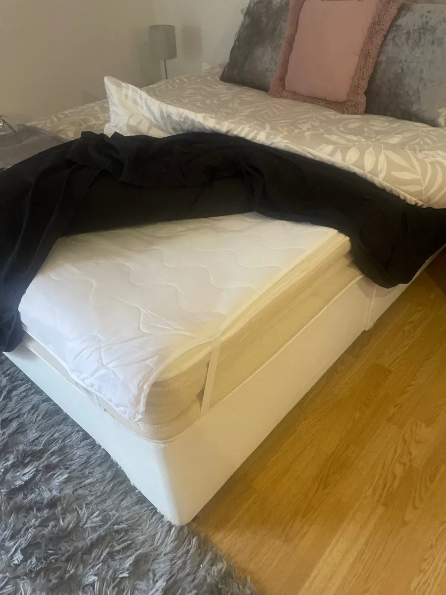 Good quality double bed - Image 2