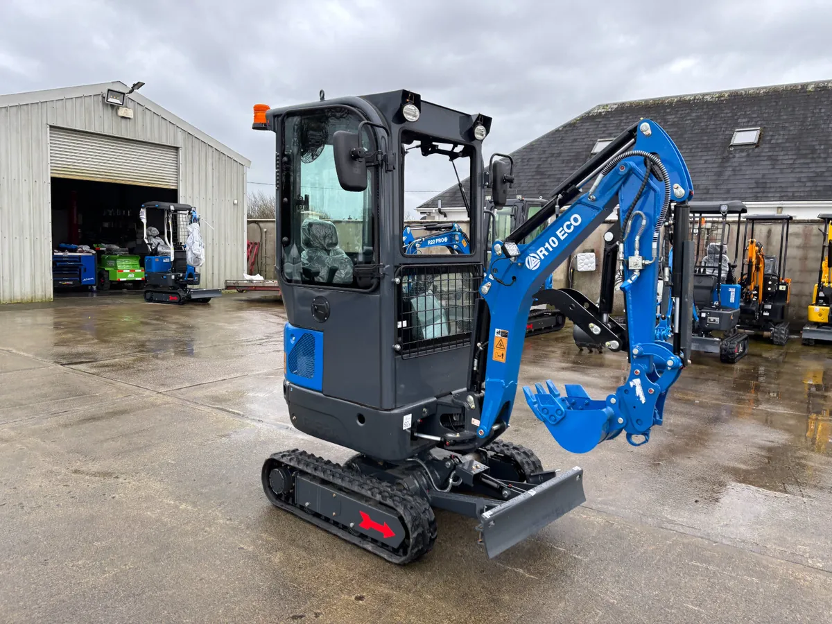 Rippa 1.2 ton fully cabbed Mini Digger. R10 Eco... - Image 3