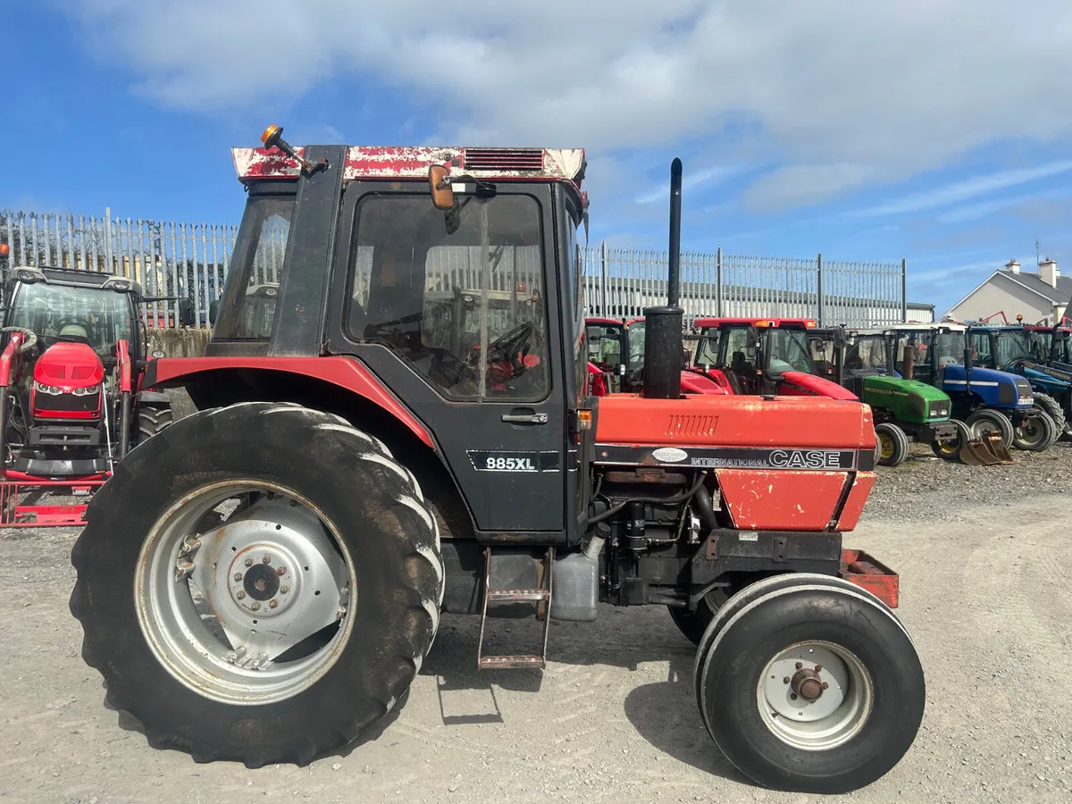 1989 Case 885XL 2wd - Image 2