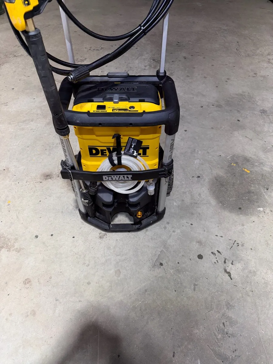 Cordless dewalt DCMPW 1600 twin 18 VXR pressure - Image 1