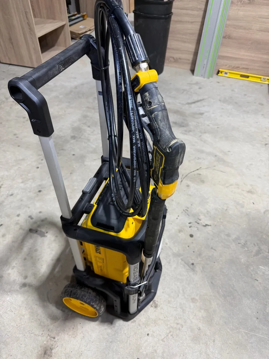 Cordless dewalt DCMPW 1600 twin 18 VXR pressure - Image 4