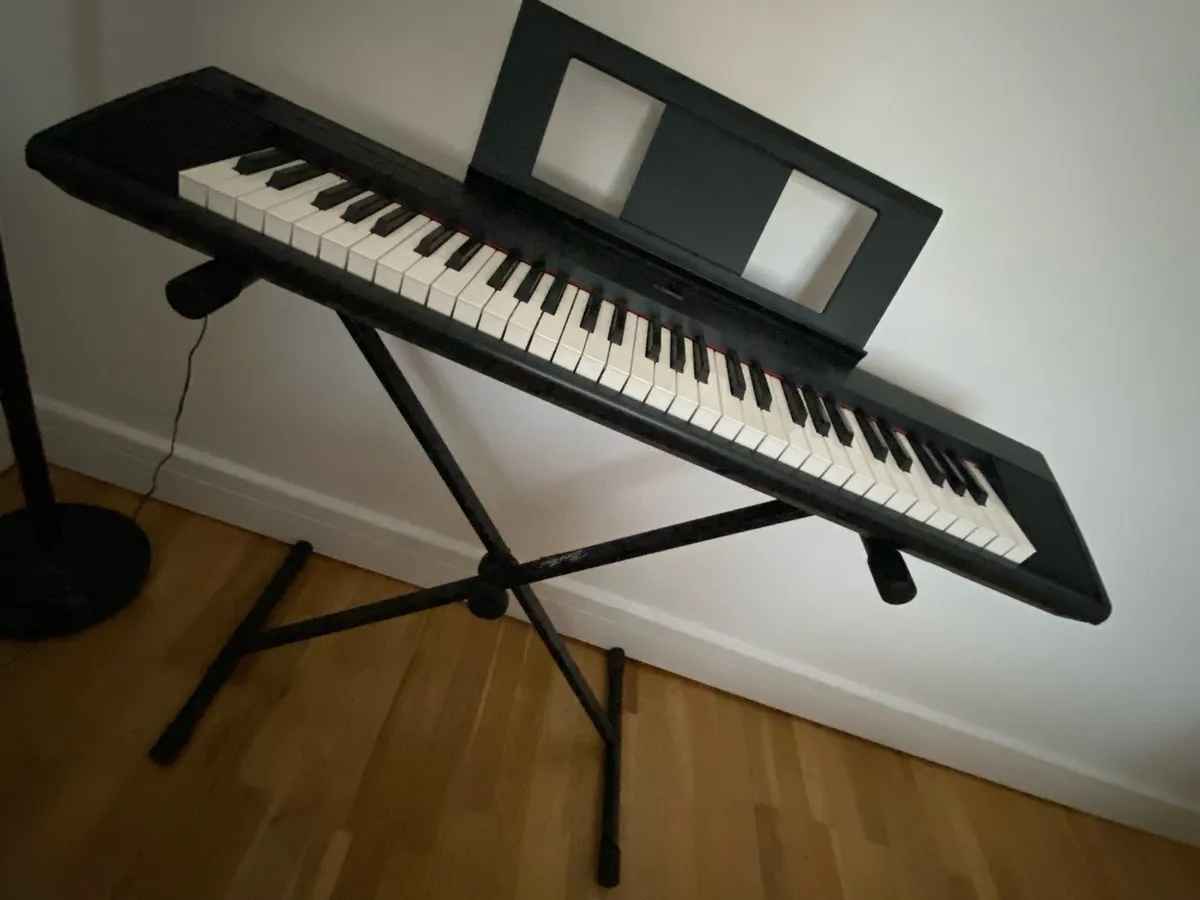 Yamaha Electric Piano - Image 3