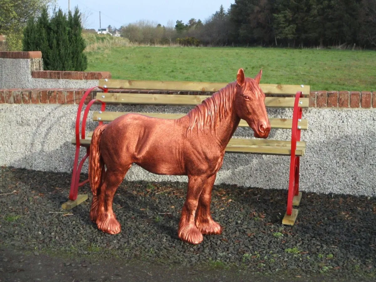 Stunning Copper Horse Statue - Image 1