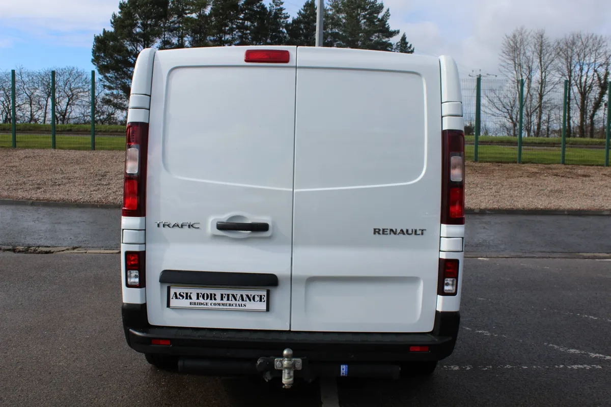 2023 Renault Trafic LL30 Business+ - Image 4