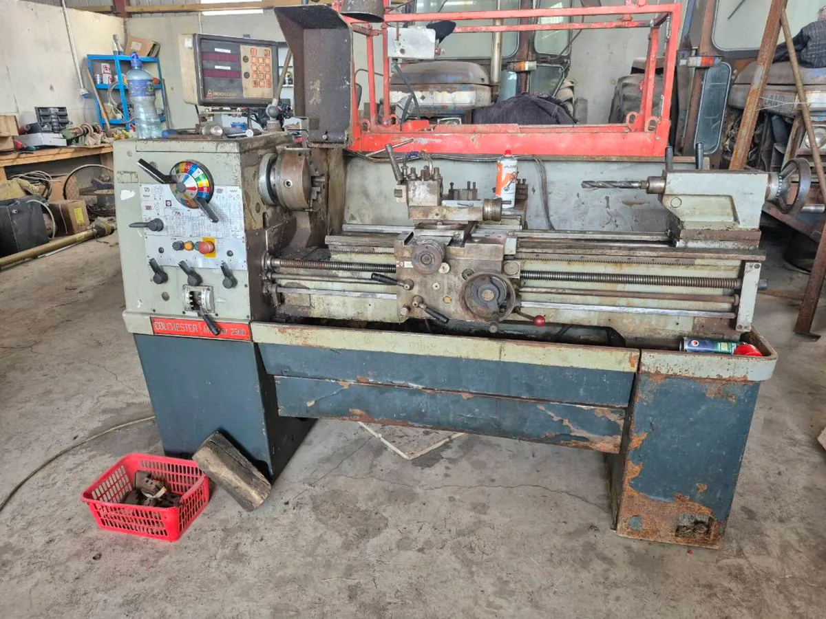 Colchester master lathe - Image 1