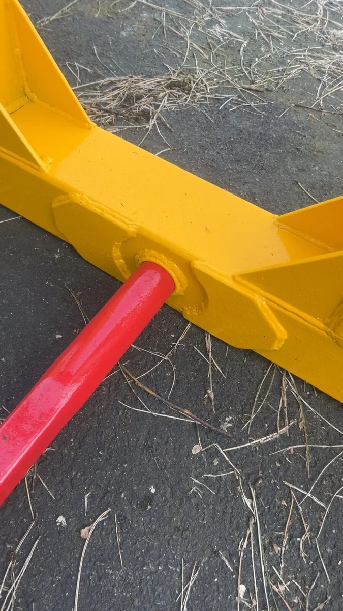 Bale spike - Image 2