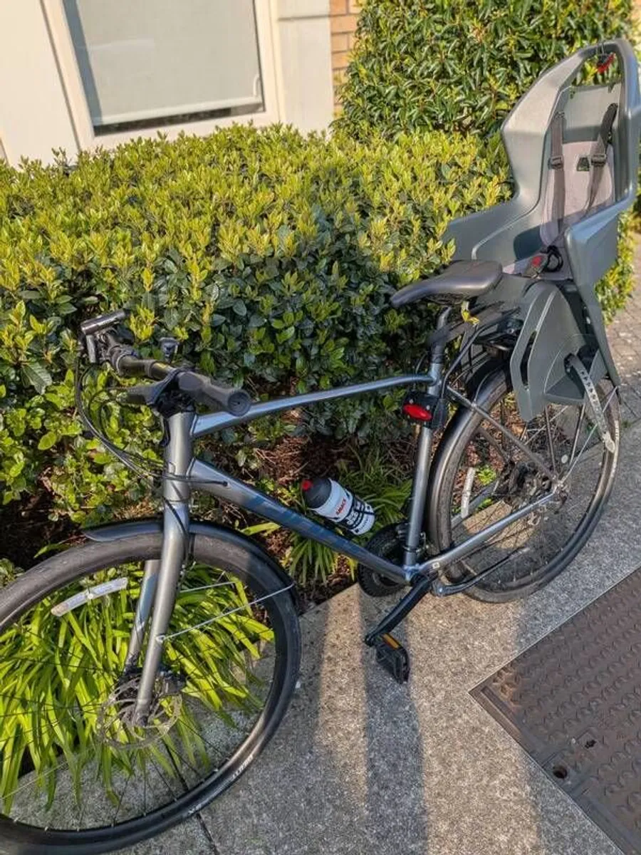 Giant Escape bike - excellent condition - Image 2