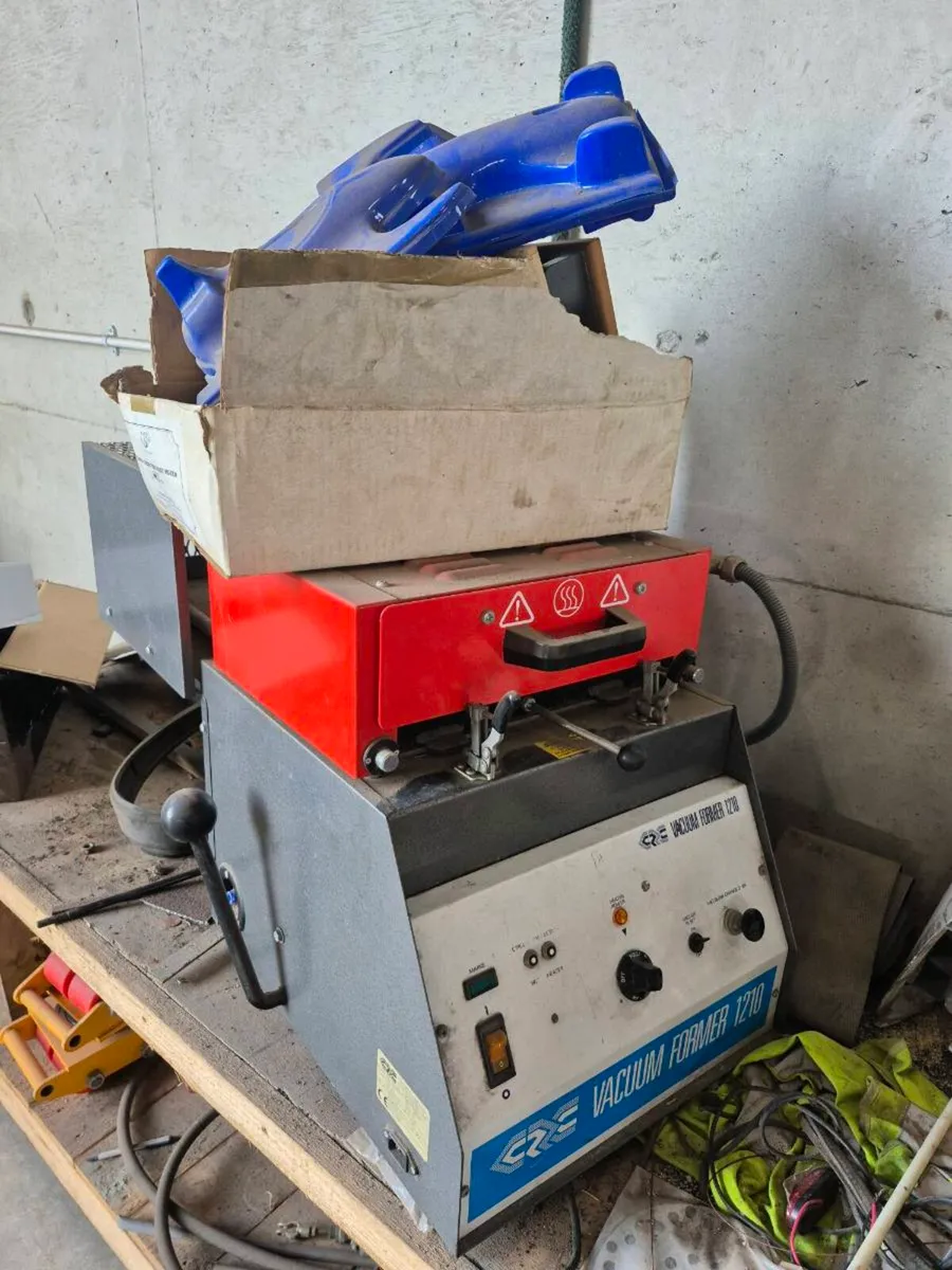 Vacum former ex school - Image 1