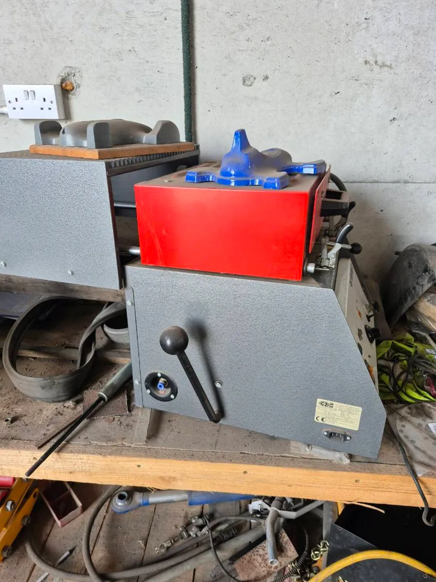 Vacum former ex school - Image 2