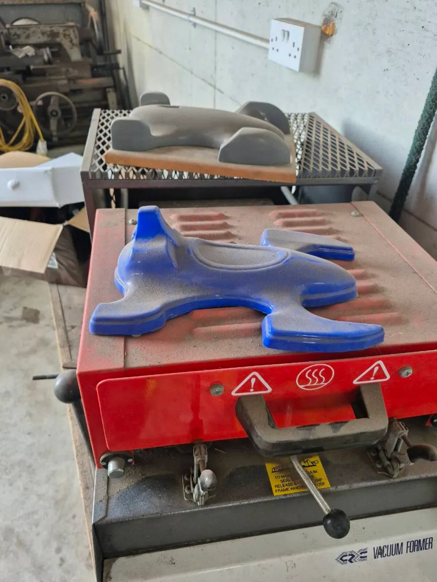 Vacum former ex school - Image 3