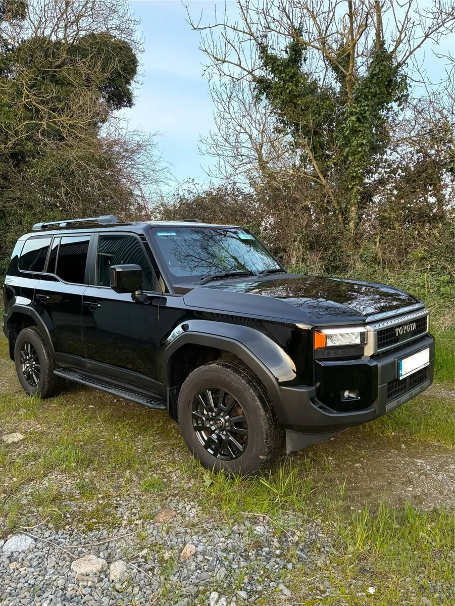 Toyota Land Cruiser 252D - Image 2