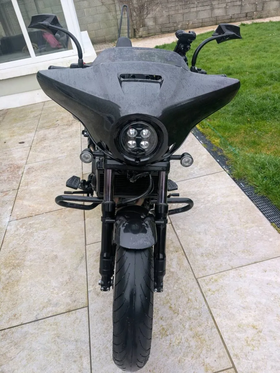 Honda rebel CMX1100 manual - Image 1