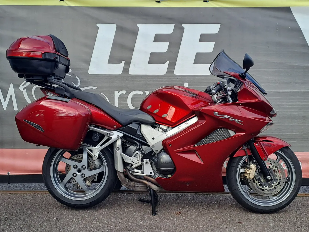 2008 HONDA VFR800 V-TEC - Image 1