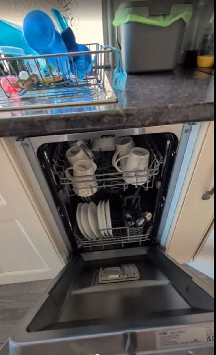 Full kitchen including appliances - Image 4